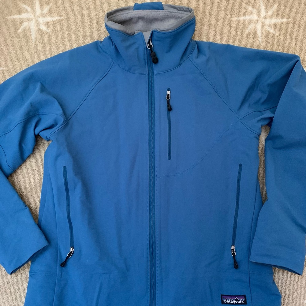 Patagonia blue women’s jacket size small